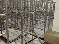 Nn racks for cattle heads - afbeelding 12 van  12
