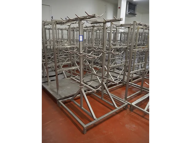 Nn racks for cattle heads - afbeelding 4 van  15
