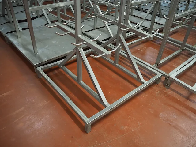 Nn racks for cattle heads - afbeelding 5 van  15
