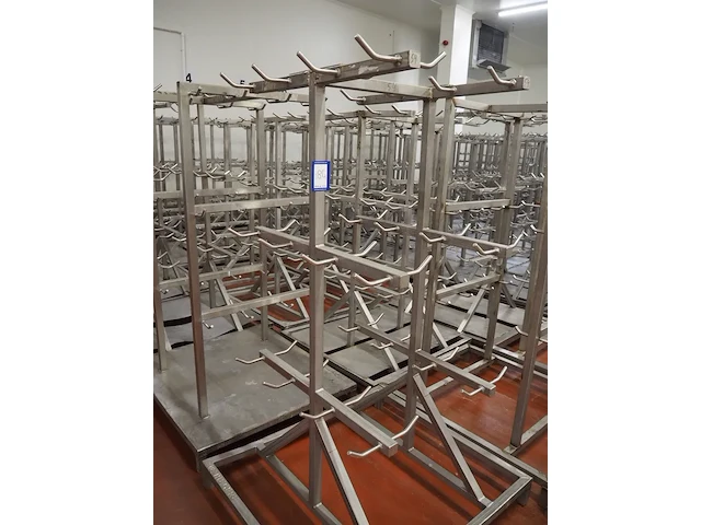 Nn racks for cattle heads - afbeelding 6 van  15