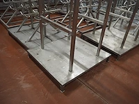 Nn racks for cattle heads - afbeelding 15 van  15