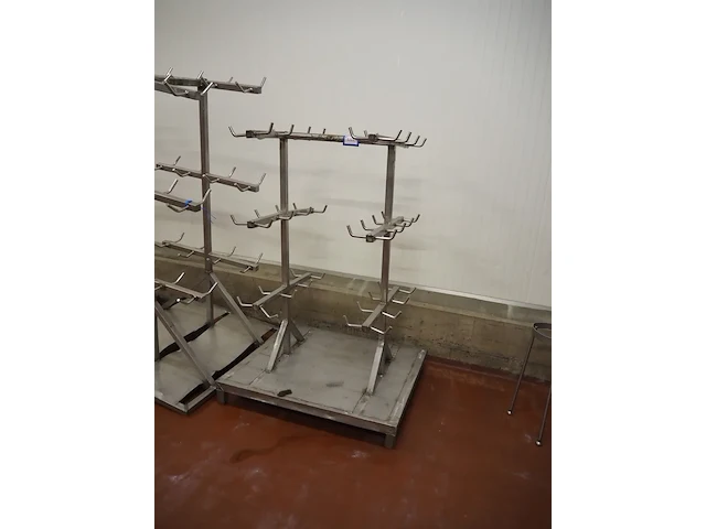 Nn racks for cattle heads - afbeelding 3 van  10