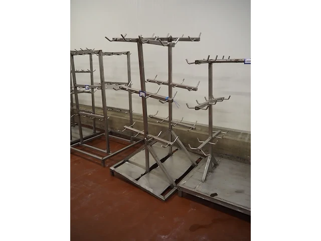Nn racks for cattle heads - afbeelding 4 van  10