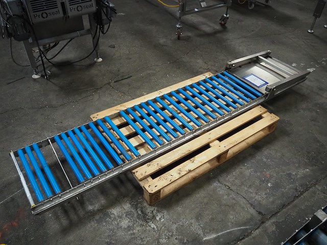 Nn roller conveyor - afbeelding 1 van  3