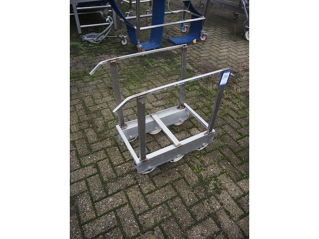 Nn rollie - afbeelding 1 van  3