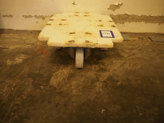 Nn rollie - afbeelding 3 van  3