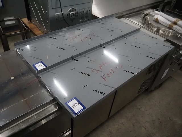 Nn shelves - afbeelding 1 van  3