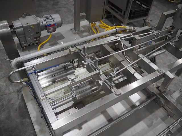 Nn skinless sausage cutting machine - afbeelding 9 van  12