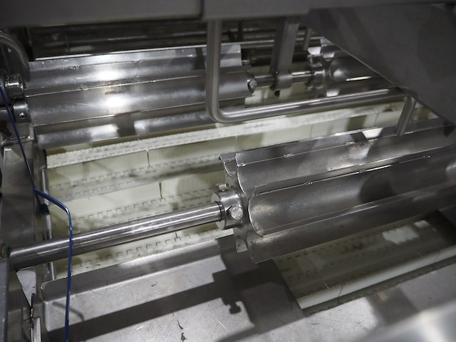 Nn skinless sausage cutting machine - afbeelding 10 van  12