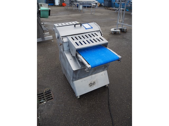 Nn skinning and derinding machine - afbeelding 1 van  12