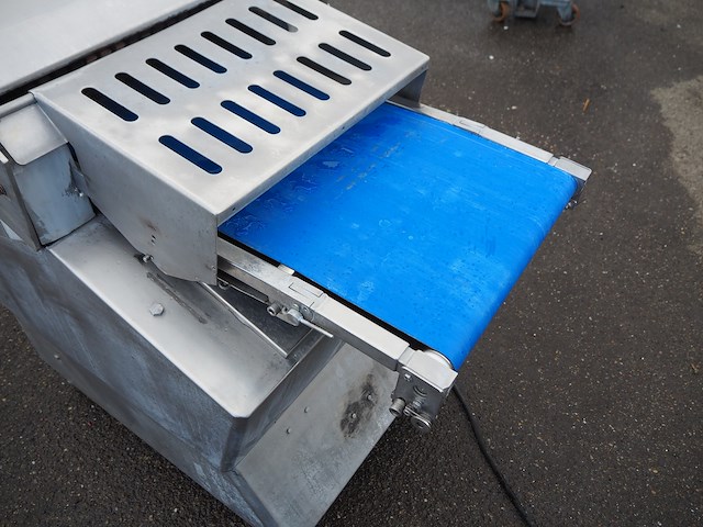 Nn skinning and derinding machine - afbeelding 8 van  12