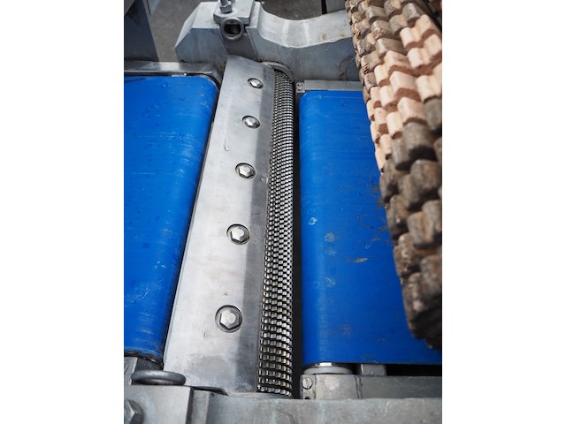 Nn skinning and derinding machine - afbeelding 11 van  12