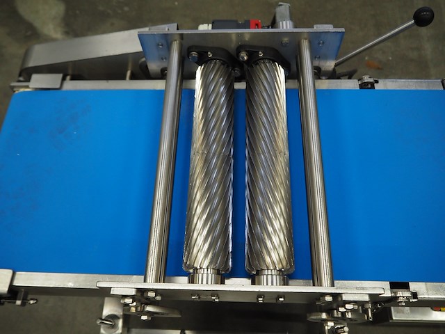 Nn skinning machine - afbeelding 6 van  9