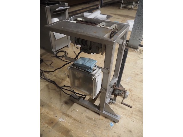 Nn skinning machine - afbeelding 4 van  8