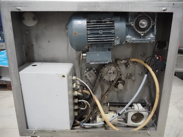 Nn skinning machine - afbeelding 3 van  12