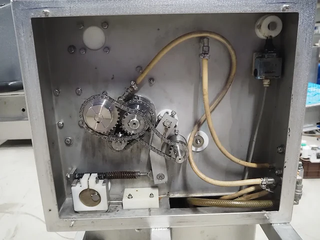 Nn skinning machine - afbeelding 4 van  12