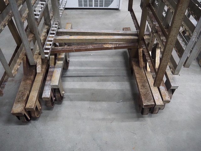 Nn smoke trolleys - afbeelding 4 van  5