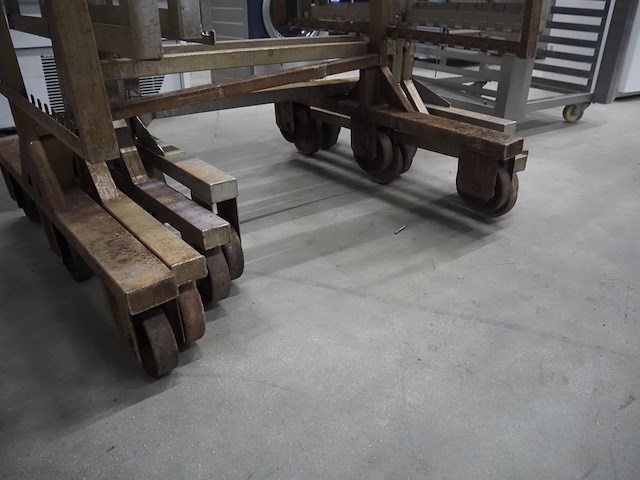 Nn smoke trolleys - afbeelding 5 van  5