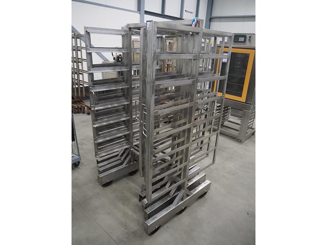 Nn smoke trolleys - afbeelding 1 van  5