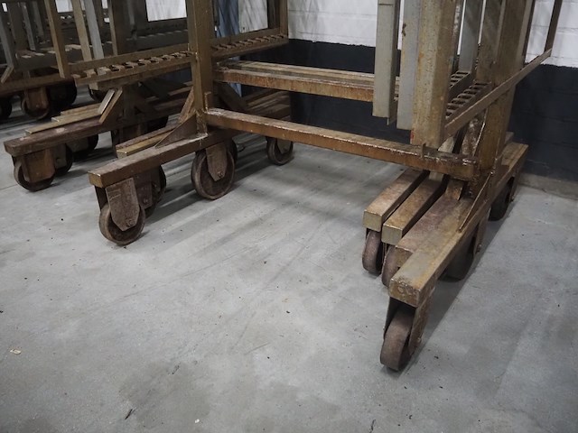 Nn smoke trolleys - afbeelding 5 van  5