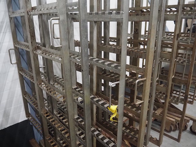 Nn smoke trolleys - afbeelding 3 van  4