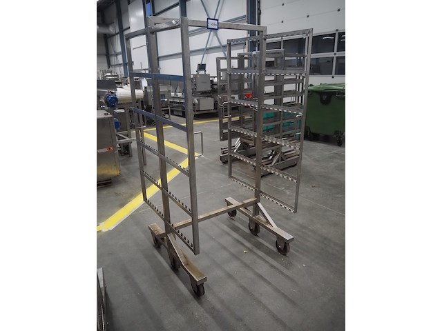 Nn smoke trolleys - afbeelding 1 van  5