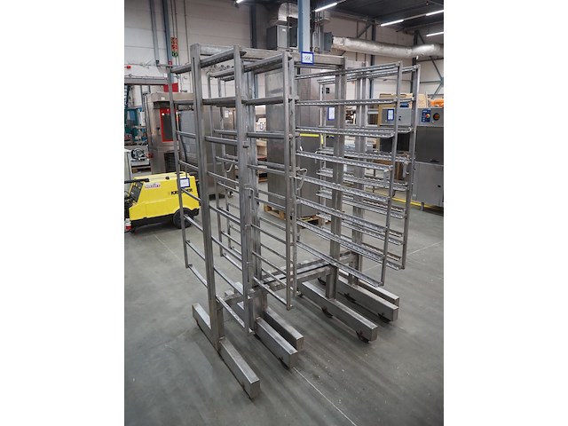 Nn smoke trolleys - afbeelding 1 van  5