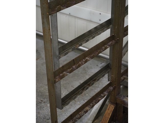 Nn smoke trolleys - afbeelding 4 van  5