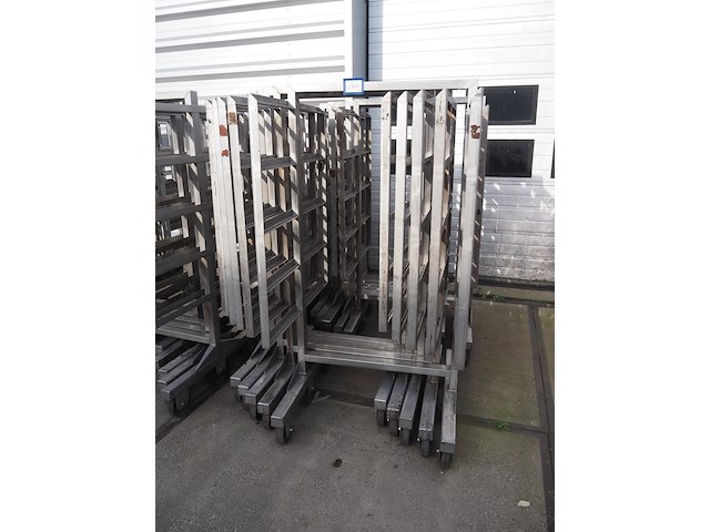 Nn smoke trolleys - afbeelding 2 van  5