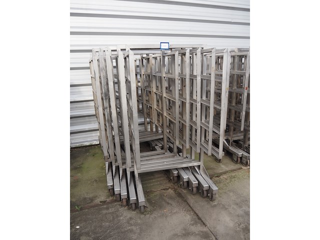 Nn smoke trolleys - afbeelding 2 van  4