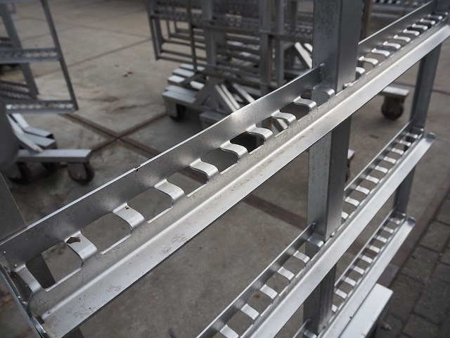 Nn smoke trolleys - afbeelding 4 van  4