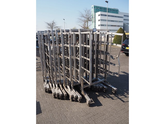 Nn smoke trolleys - afbeelding 1 van  8