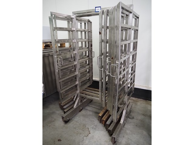 Nn smoke trolleys - afbeelding 1 van  4