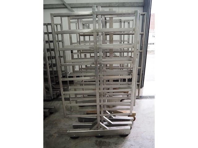 Nn smoke trolleys - afbeelding 3 van  4