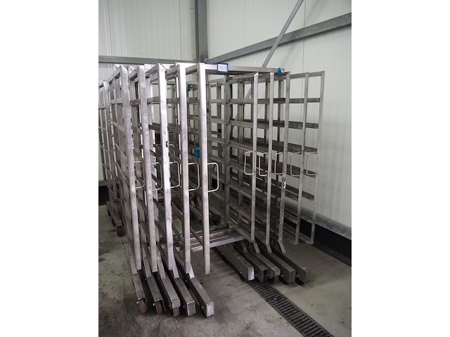 Nn smoke trolleys - afbeelding 1 van  5