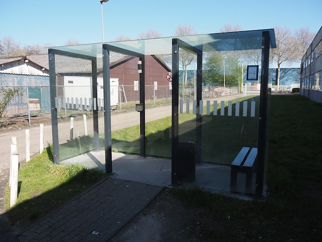 Nn smoking area - afbeelding 1 van  7