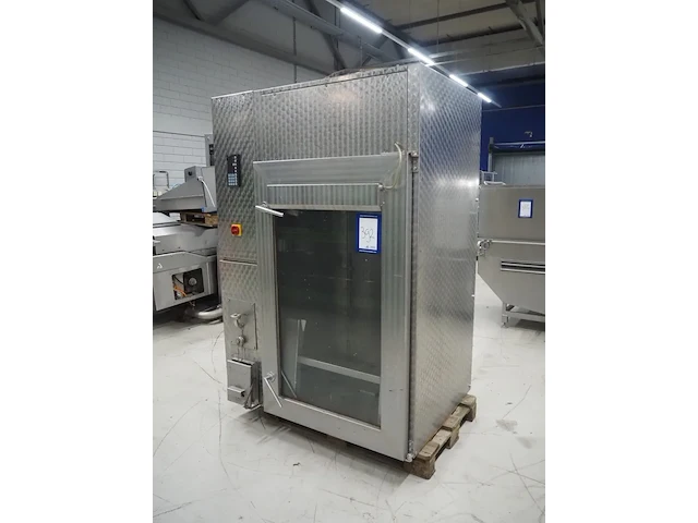 Nn smoking chamber - afbeelding 1 van  8