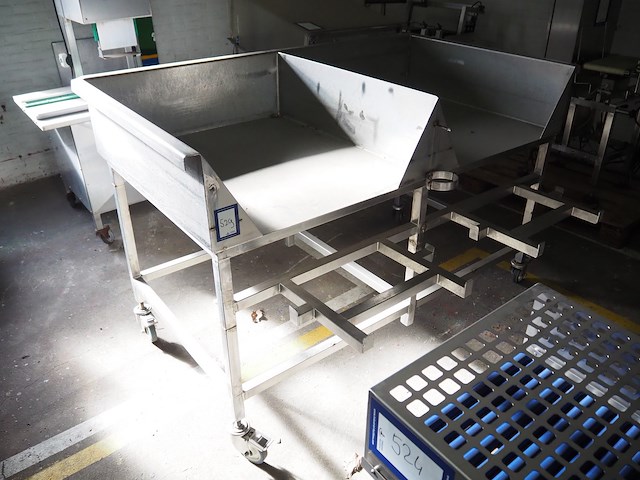 Nn sorting table - afbeelding 1 van  6