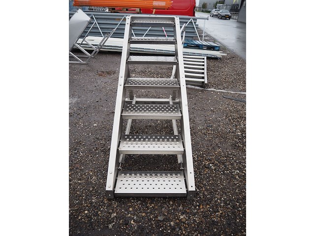Nn stairs - afbeelding 5 van  5