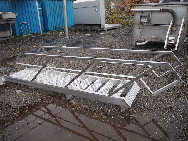 Nn stairs - afbeelding 3 van  4