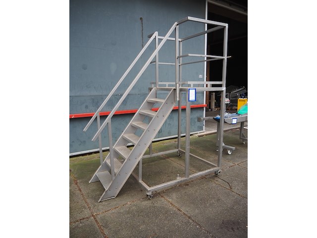 Nn stairs - afbeelding 1 van  6