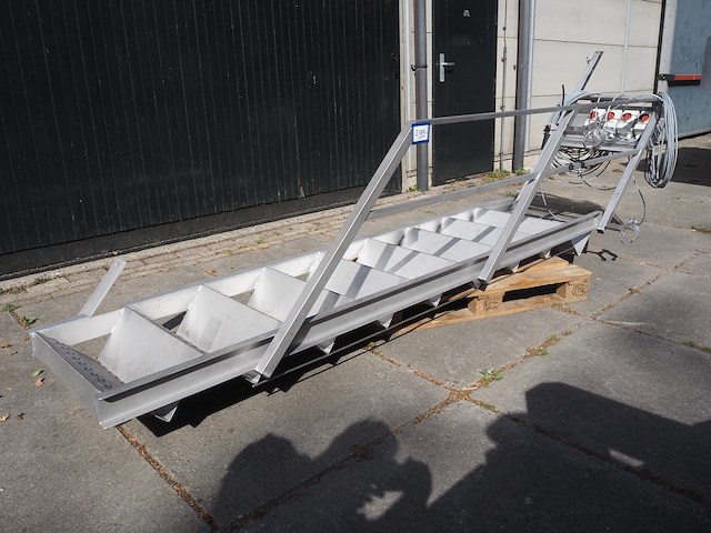 Nn stairs - afbeelding 2 van  6