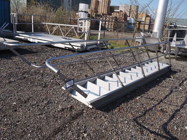 Nn stairs - afbeelding 1 van  5