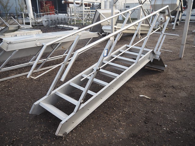 Nn stairs - afbeelding 1 van  5