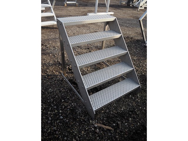 Nn stairs - afbeelding 2 van  5