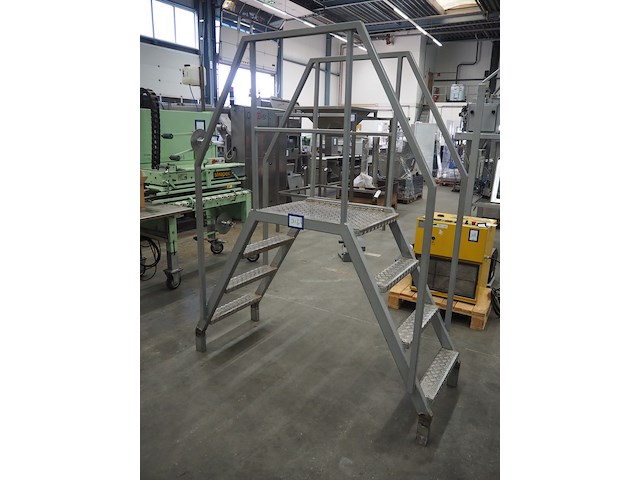 Nn stairs - afbeelding 1 van  5