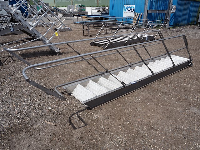 Nn stairs - afbeelding 1 van  6