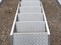 Nn stairs - afbeelding 5 van  5
