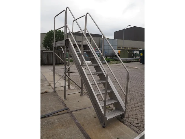 Nn stairs - afbeelding 3 van  5