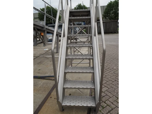 Nn stairs - afbeelding 4 van  5